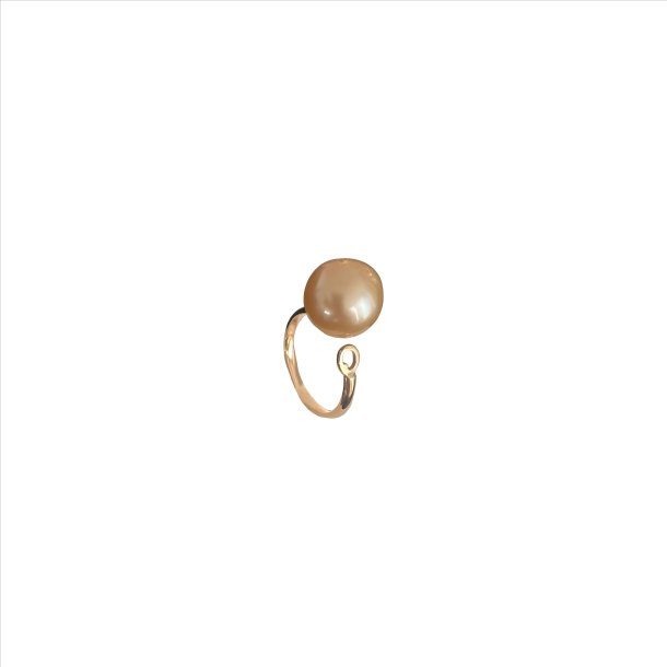 LIZA CASTRO Ring with a Golden South Sea Pearl: 13th Anniversary Collection